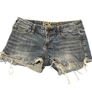 FOX RIDING RAW HEM SHORT SHORTS